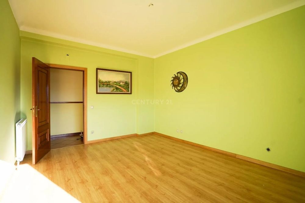 Moradia Exclusiva T3+2 em Serpins,Lousã