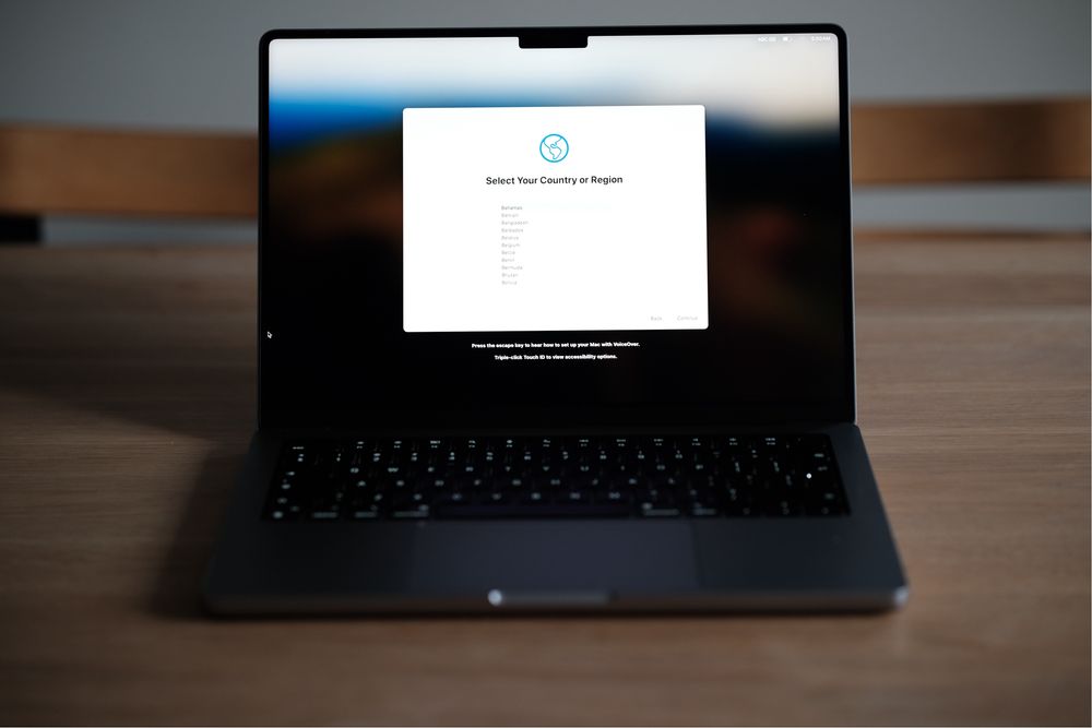 Macbook Pro M1 Pro 10 core, 14,2”, 1TB, 16GB RAM,