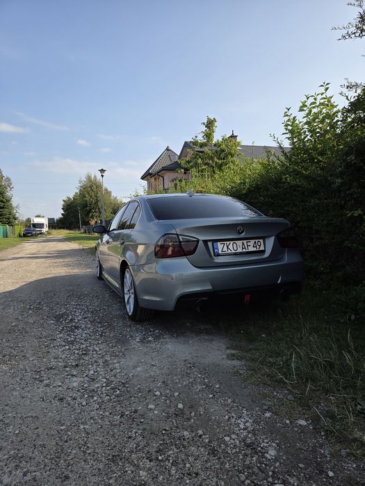 BMW E90 325i 218km