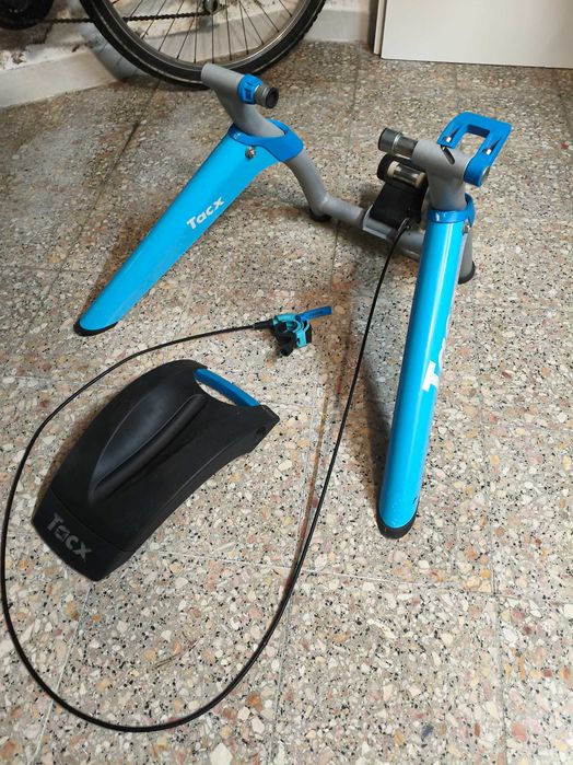 Rolo de treino Tacx Satori