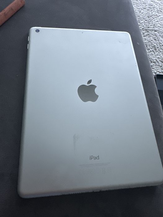 Ipad 5a geracao bom estado
