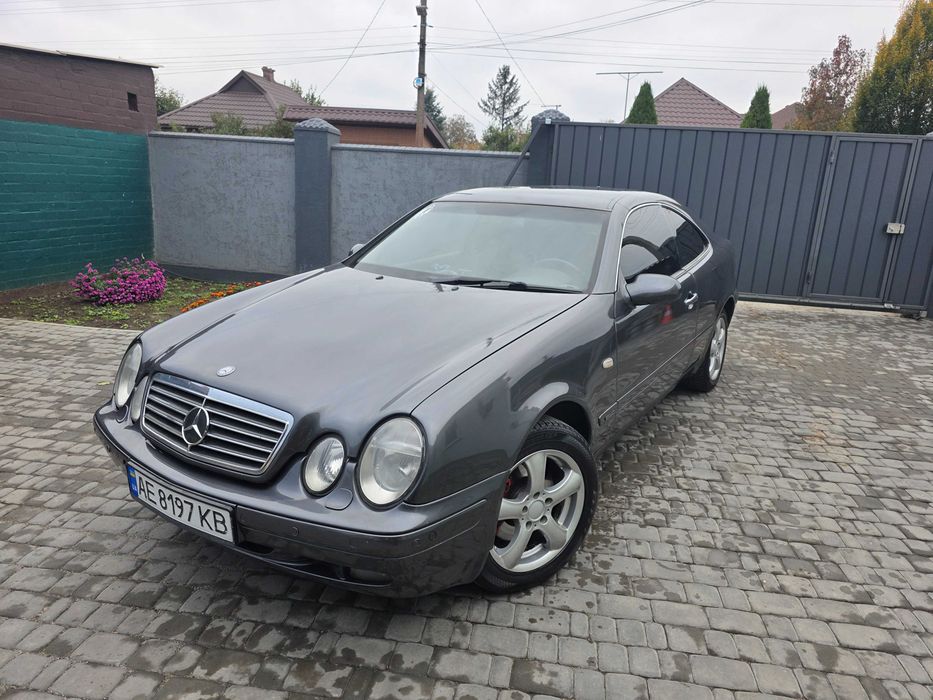 Мереседес W208 E320 G-tronic Купе, автомат, газ