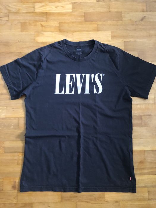 футболка Levis,чорна