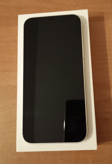 iPhone 12, idealny stan