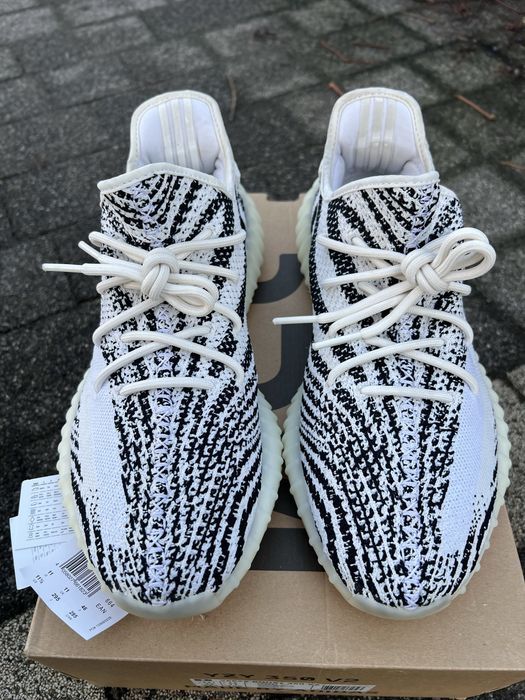 Adidas Yeezy Boost 350 V2 Zebra sneakersy buty białe 46