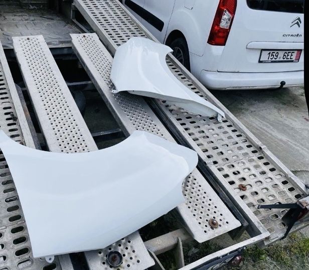 мото Переднє крило Fiat Doblo 09-14 Opel Combo 12-18інші мото