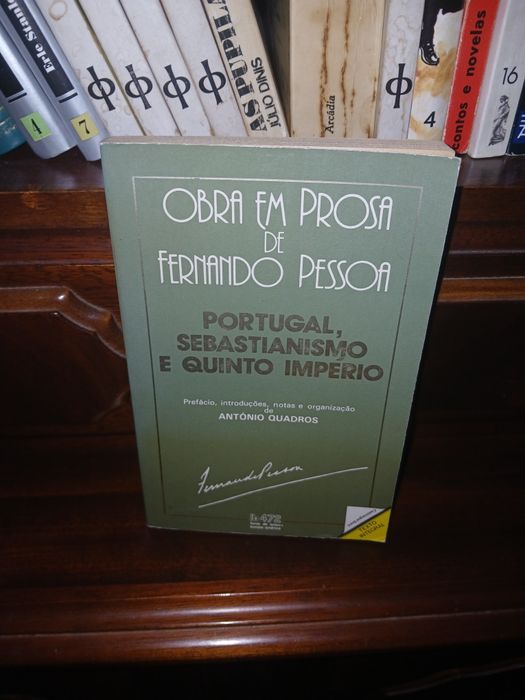 3 livros sobre a Obra Poética de Fernando Pessoa