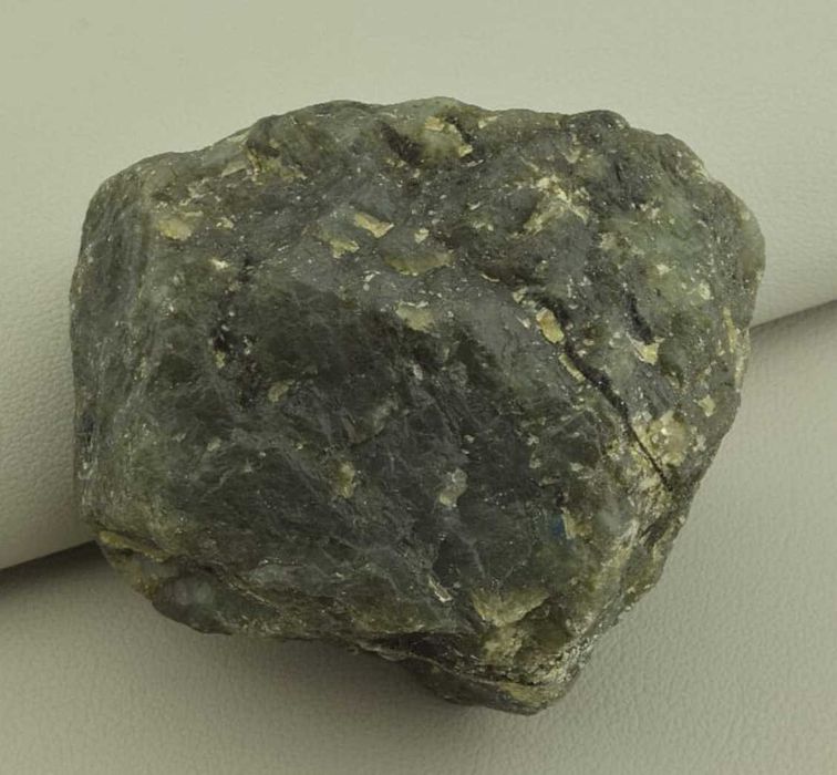 Лабрадор разные размеры образцы не обработанные минерал