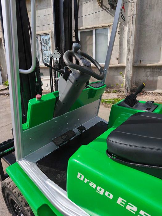 Вилковий навантажувач дизельний 2,5т Cesab Drago E250 2012року