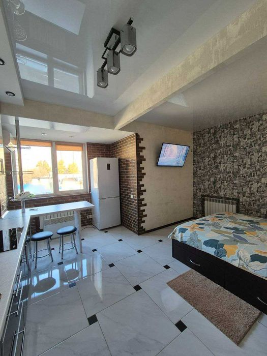 Одеська, проспект Аєрокосмічний  погодинно, подобово