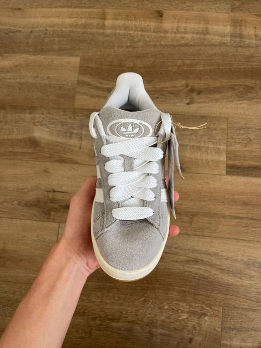 Продам adidas campus