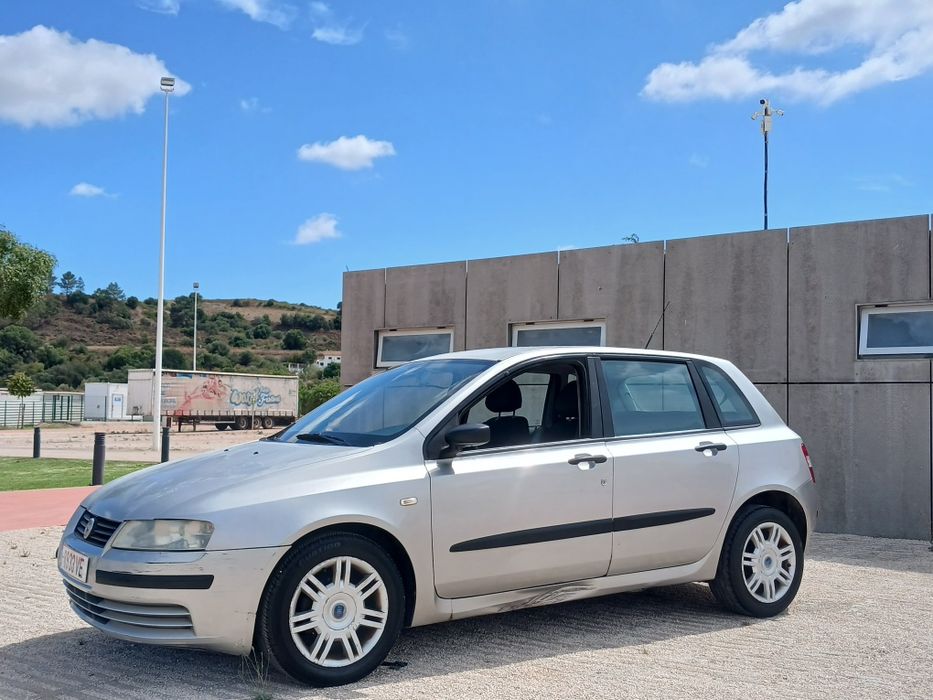 Oportunidade fiat stilo 1.2 gasolina caixa 6 velocidades