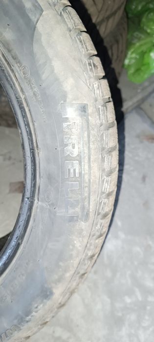 резина зимняя 235/55 R17