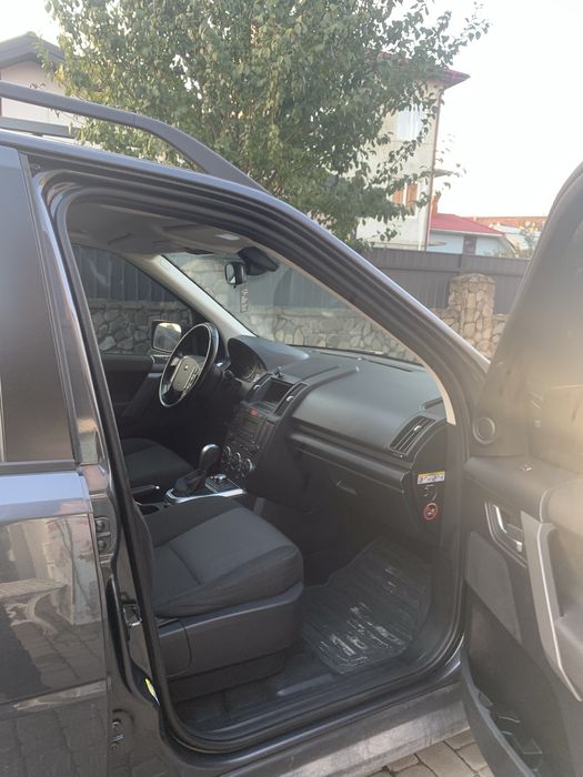 Land rover frelender 2