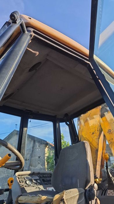 Jcb 3cx ano 2001