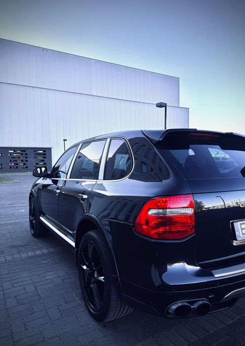 Porsche cayenne 4.8 500 koni  3 wl Salon Polska