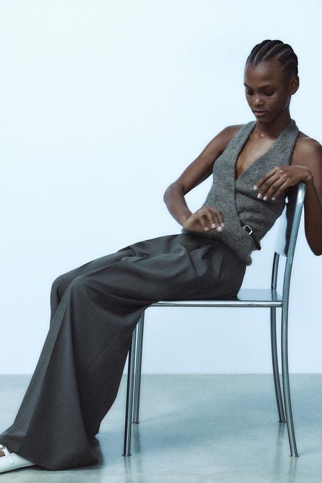 Жилет, топ Zara з 10% вовни. Дуже оригінальна і якісна річ. New