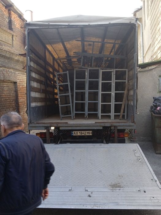 Переезды и грузы