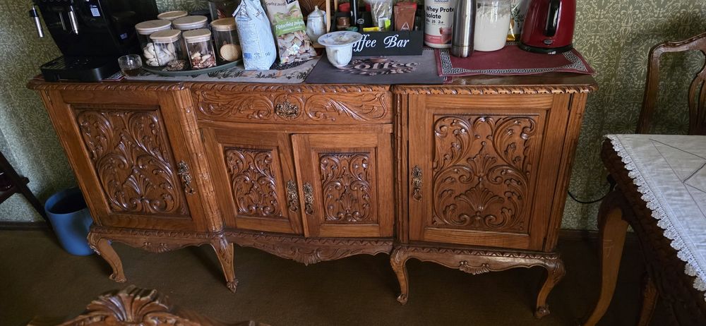 Conjunto de sala de estar em carvalho francês