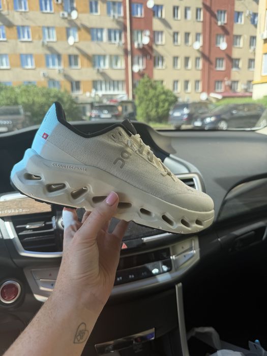 On Running Cloud
