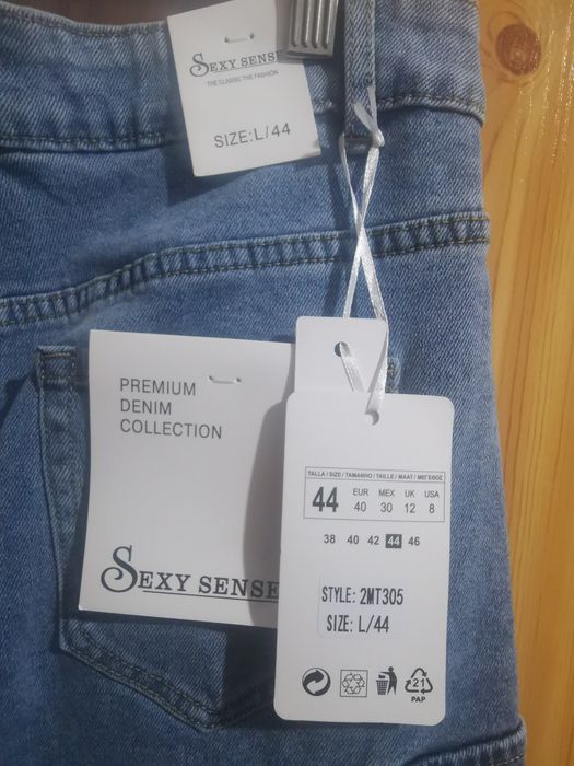 Vendo saia de mulher nova