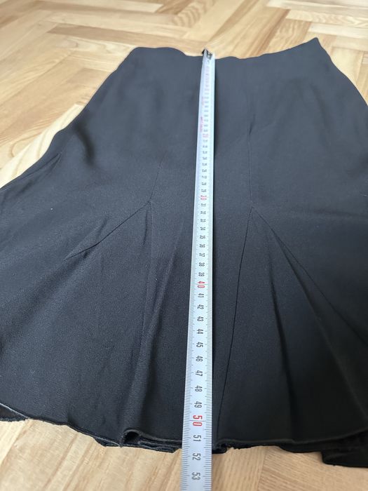 Czarna elegancka spódnica Emporio Armani
