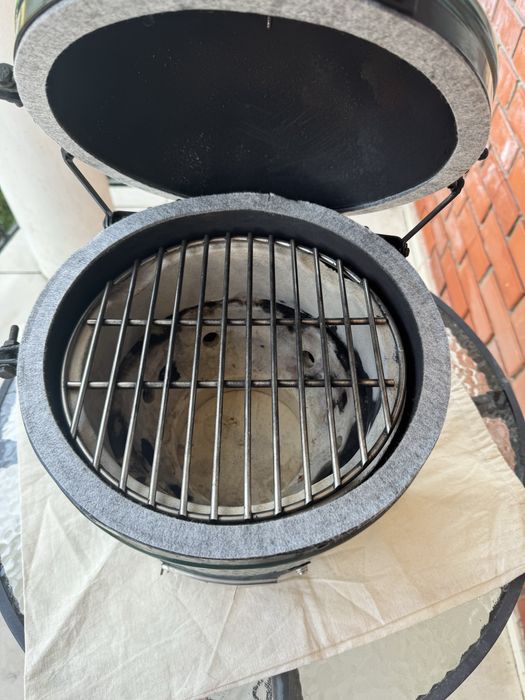 Big Green Egg Mini Керамический угольный гриль