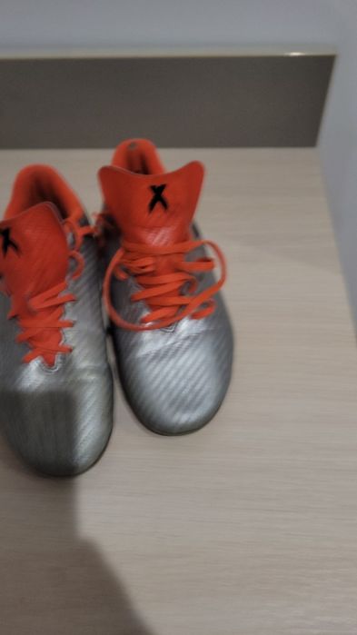 Buty do piłki korki