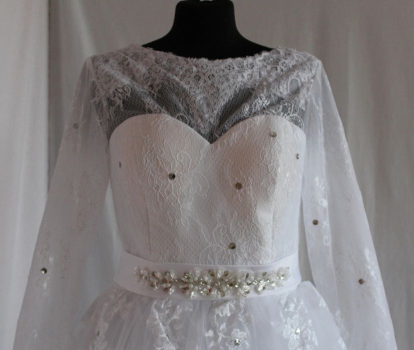 Suknia ślubna długi rękaw, nieużywana, r. 38