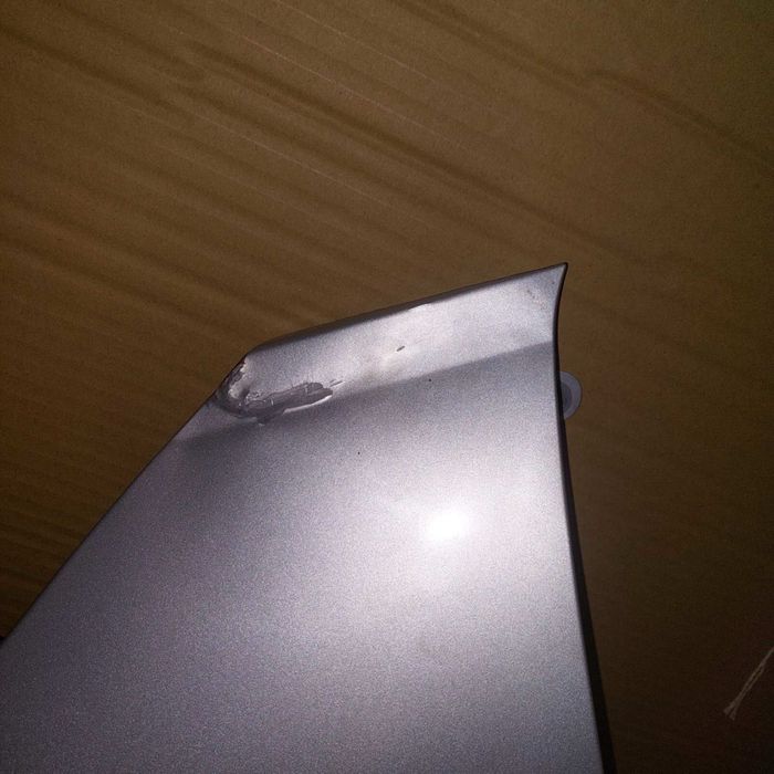 Продам крило ліве ionik 5.