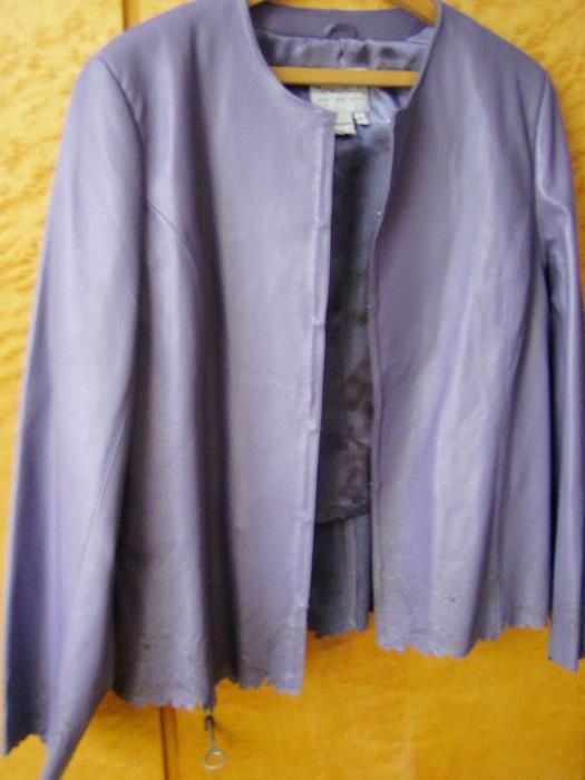 Жакет из натуральной кожи с отделкой под кружево