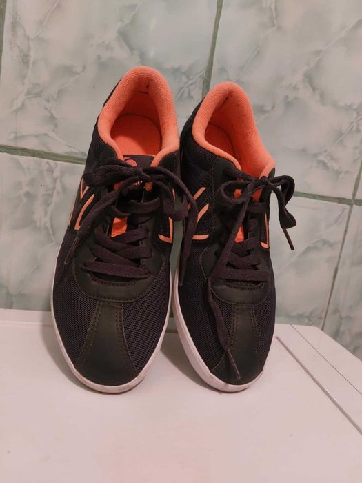 buty artengo TS730L light black DECATHLON