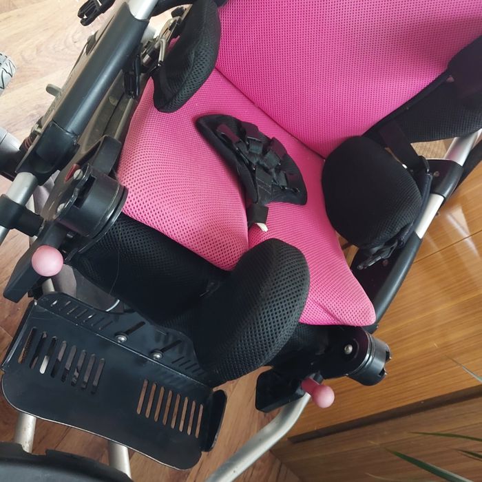 Wózek inwalidzki dziecięcy spacerówka inwalidzka discovery