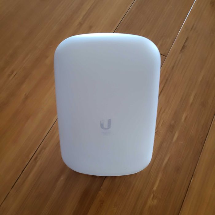 Ubiquiti Unifi U6-Extender
