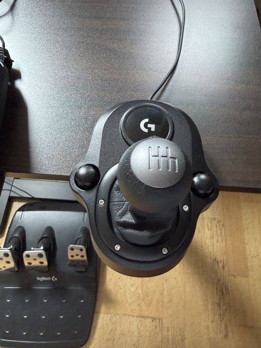 Kierownica logitech g29 z shifterem