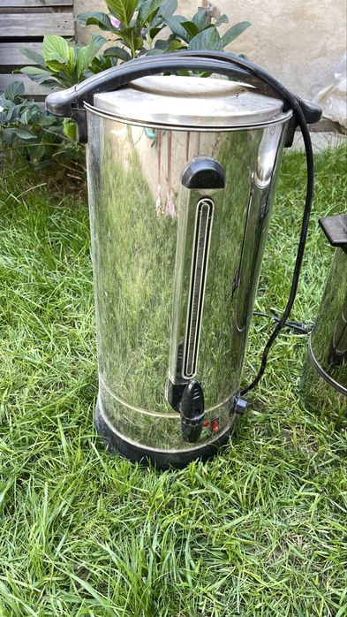 Електрочайник не робочі