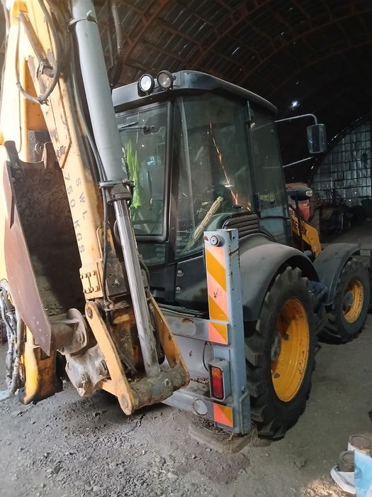 Экскаватор погрузчик  TEREX 860