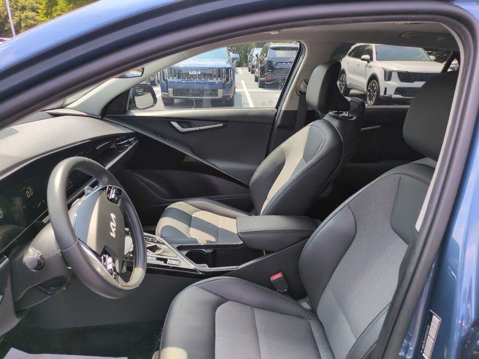 Kia Niro      2023
