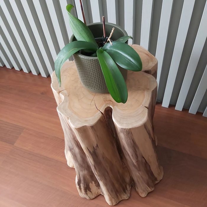 Mesa de apoio, banco ou de cabeceira 32 de diam e 40 altura