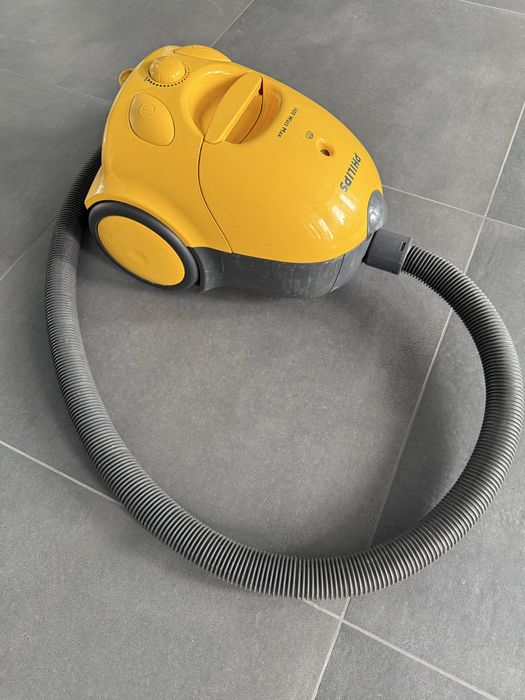 Пилосос Philips 1400W | Потужний | Робочий | Недорого