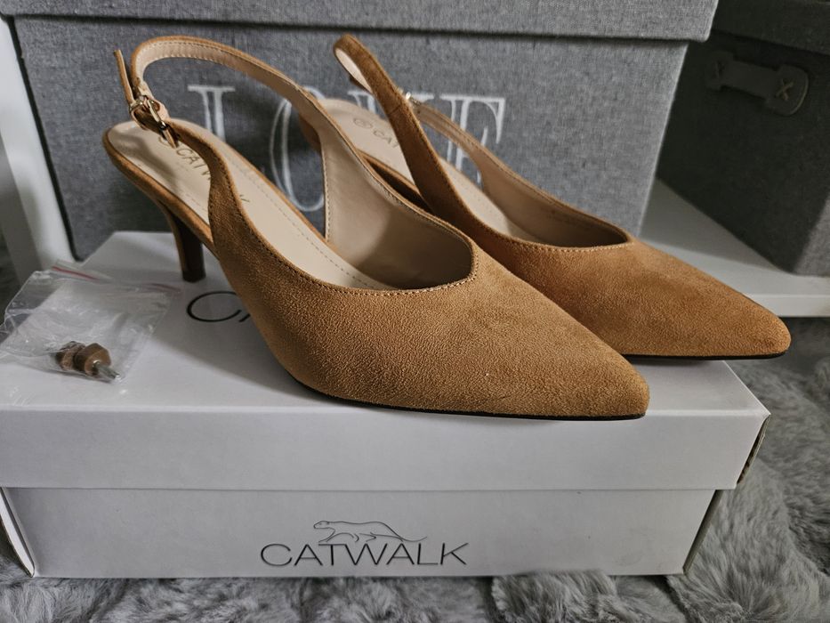 Buty catwalk slingback brązowe rozm. 38