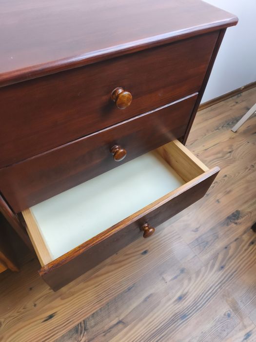 Komoda sosnowa bejcowana