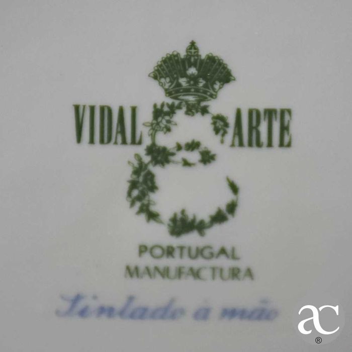 Par de Talhas / Jarrões em porcelana Vidal Arte, pintados à mão