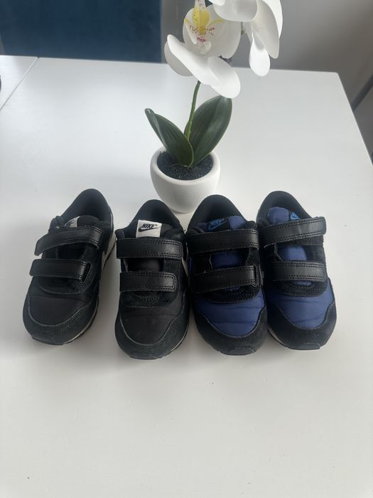 Zestaw 2 par butów Nike Rozmiar 25 Wkładka 14 cm