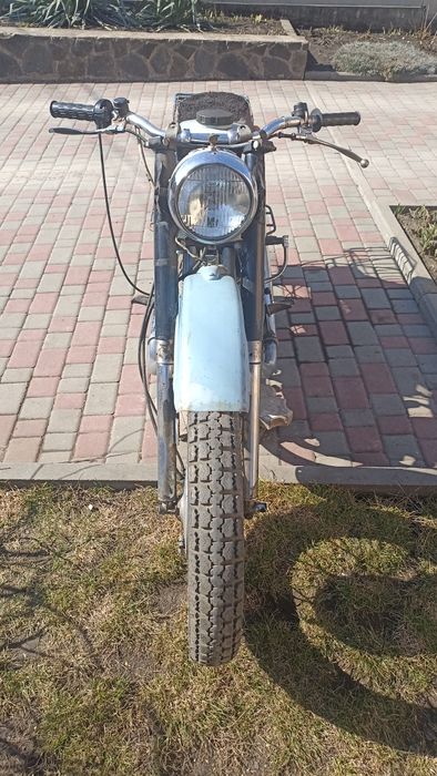 Мотоцикл ИЖ Планета 3