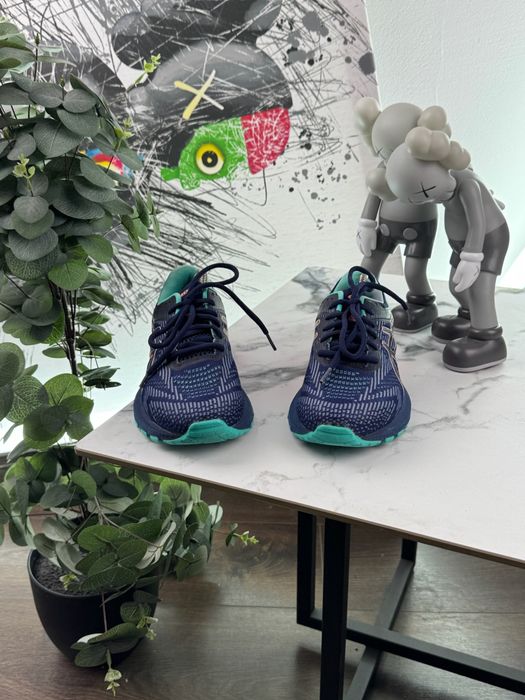 Кросівки Asics GT 2000 39.5 розмір Е10359