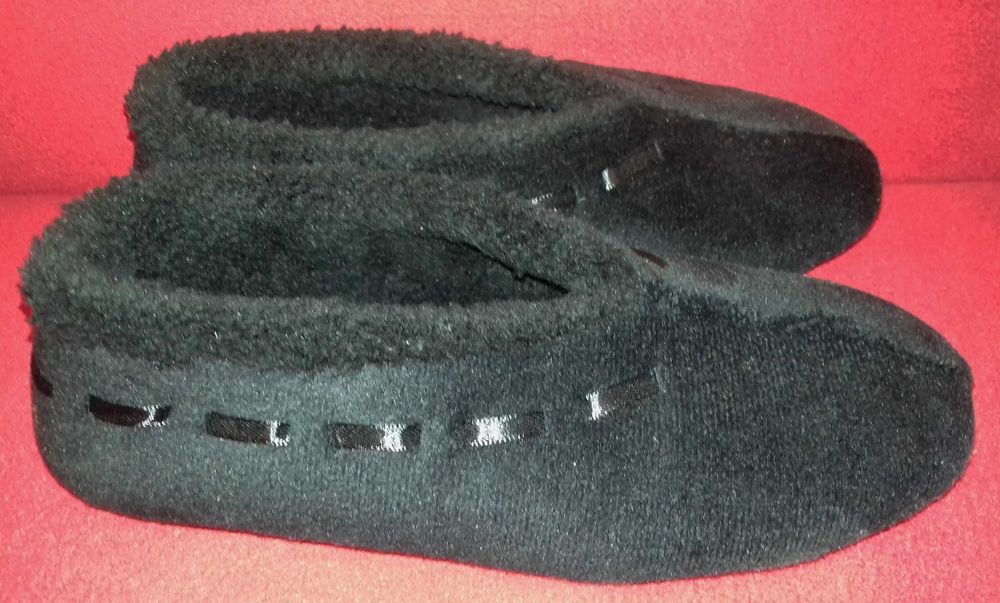 Czarne kapcie 40