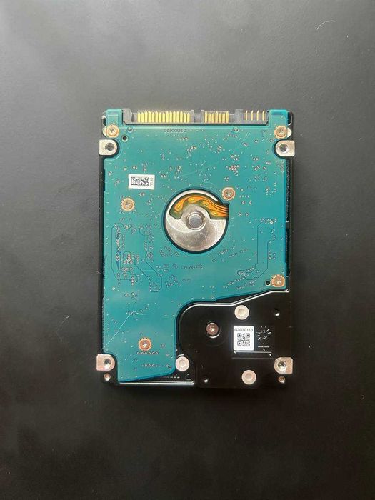 жорсткий диск Toshiba 2.5" HDD MQ01ABD100 | є тести