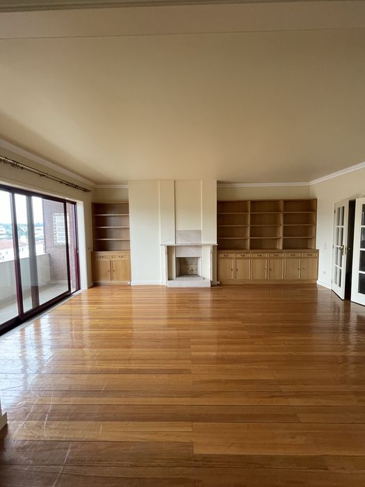 Arrenda-se apartamento T2 centro Famalicão