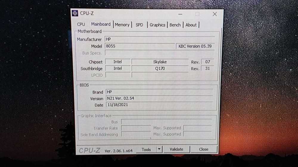 HP 800 G2 Mini PC - Intel i5 6500T/8GB/256GB/530-GPU/Win10